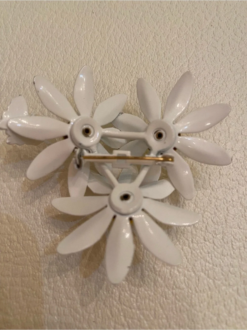 Vintage White & Yellow Daisy Cluster Brooch with Butterfly Accent